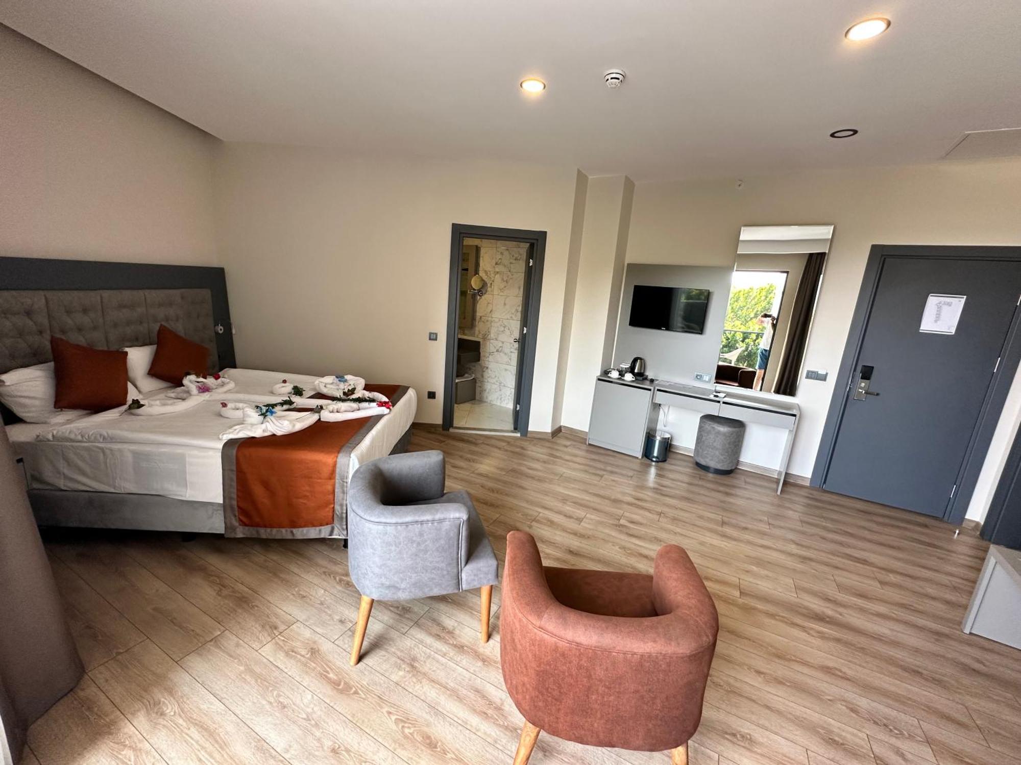 Side Golden Rock Hotel&Spa מראה חיצוני תמונה